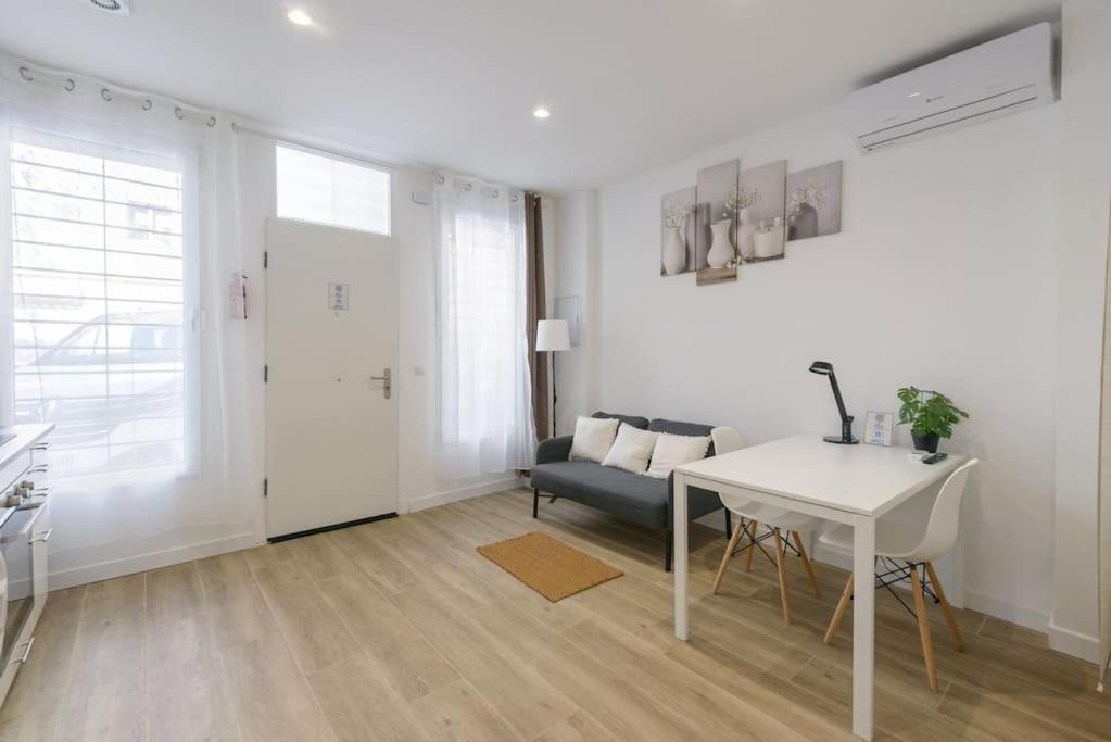 Estudio Ideal Trabajo Y Eventos Cerca De Metropolitano, Aeropuerto Y Ifema *